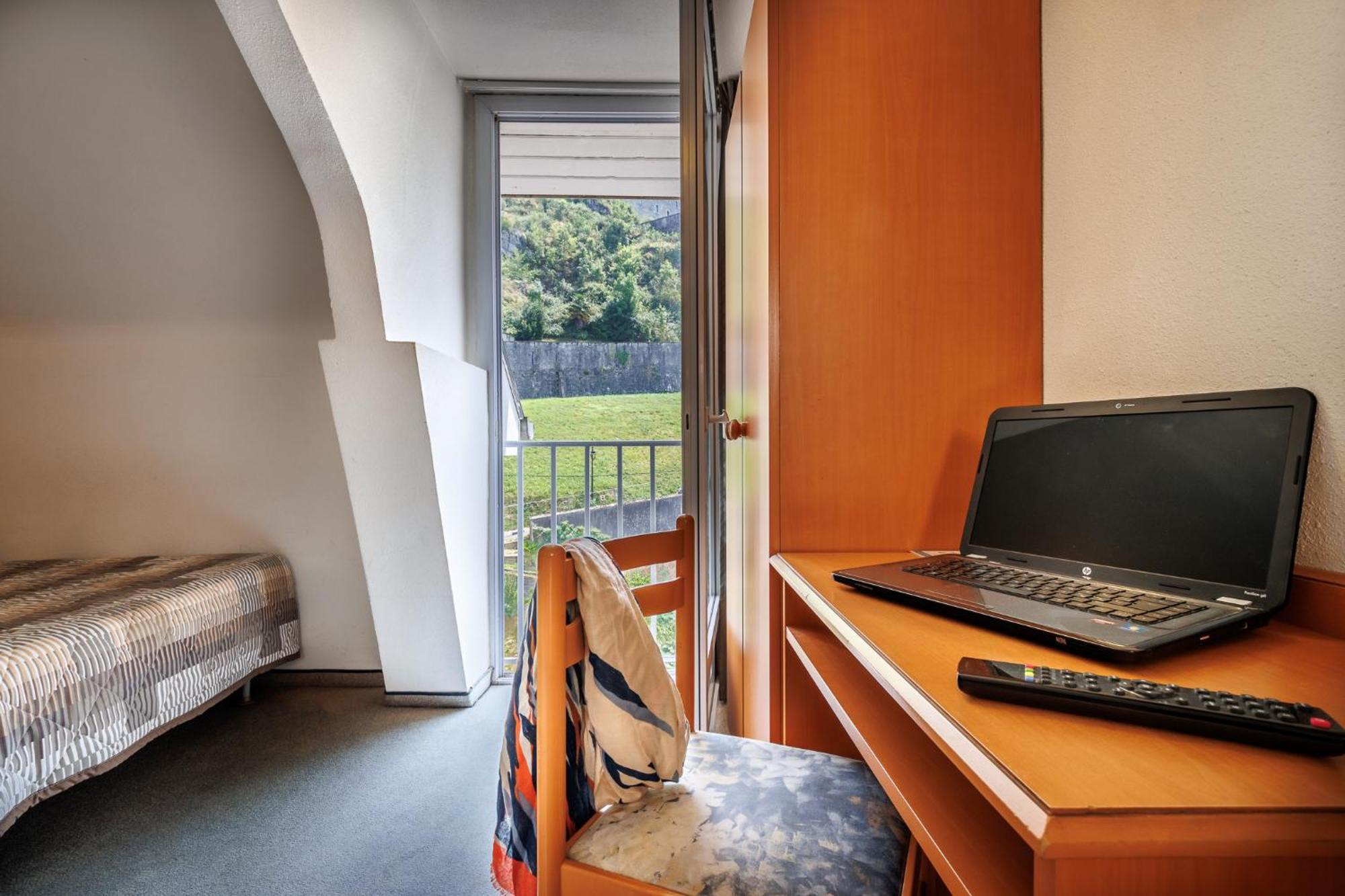 Hôtel Compostelle Lourdes Exterior foto
